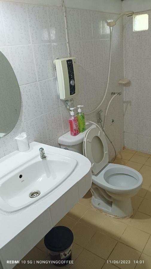 Chanmuang Guesthouse Мехонгсон Екстер'єр фото